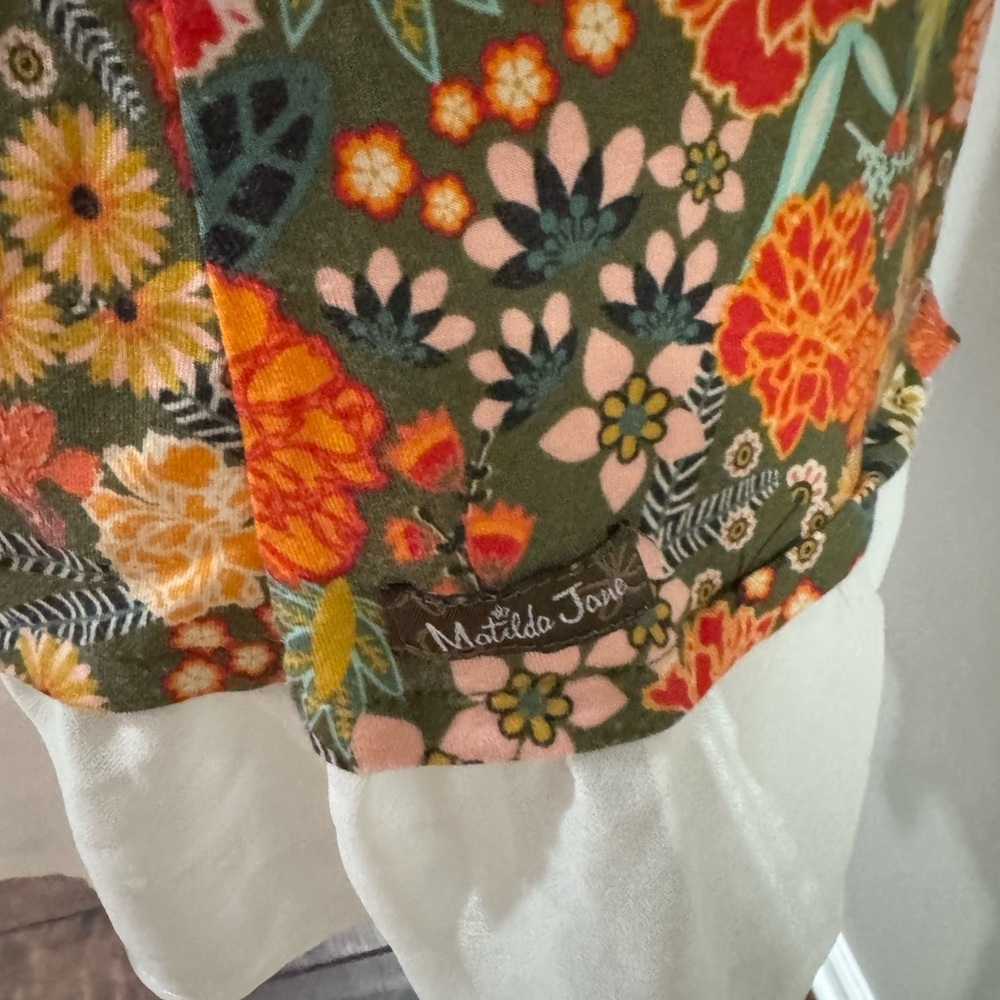 Matilda Jane Open Orchard Sleeveless Tank Top with Ruffled Hem. Size M - Picture 6 of 7